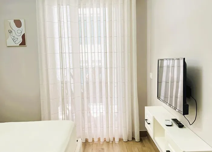 A&e Seaside Apartment *